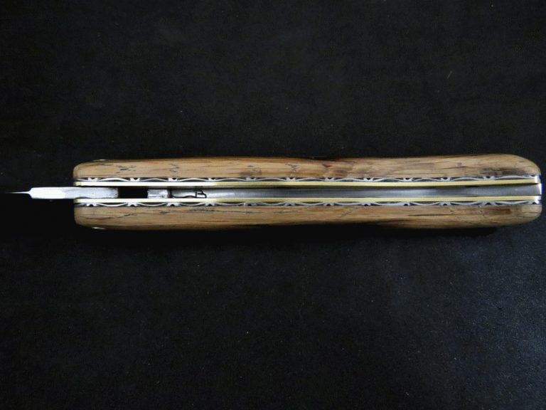 12 cm Laguiole knife in old Aubrac peg