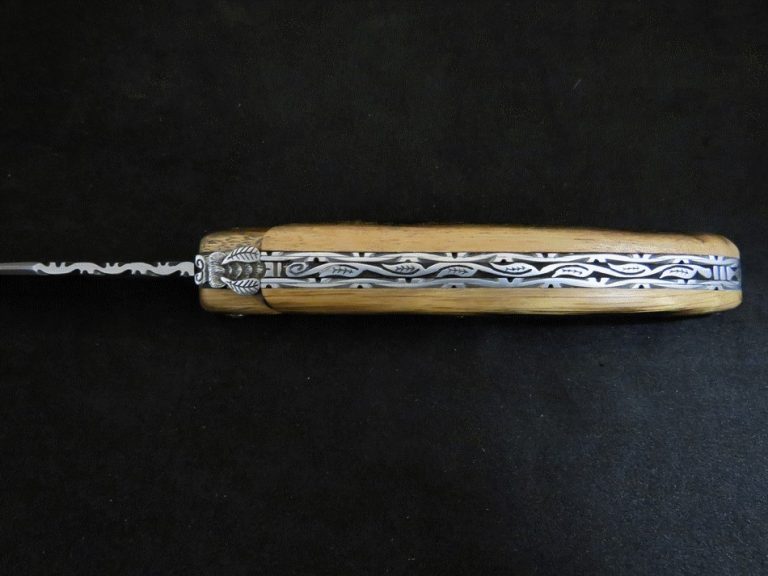 12 cm Laguiole knife in old Aubrac peg DAMAS
