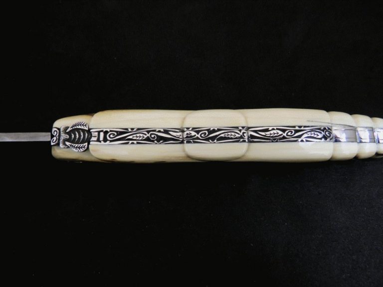 Laguiole 13 cm 1 piece full handle mammoth ivory carbon damascus