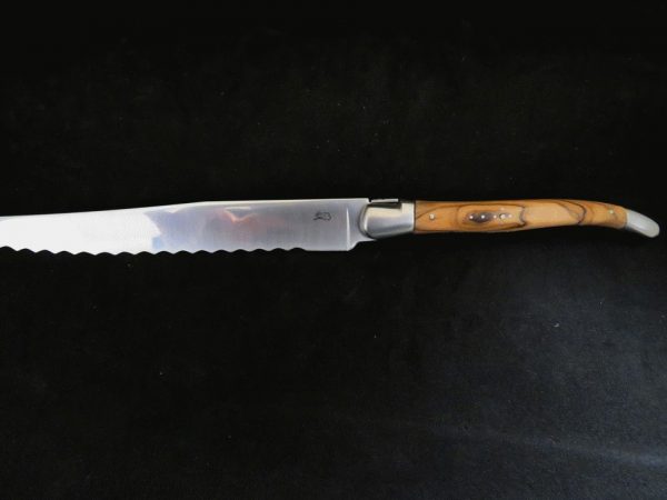 Couteau à pain Laguiole 2 mitres inox bois d'olivier