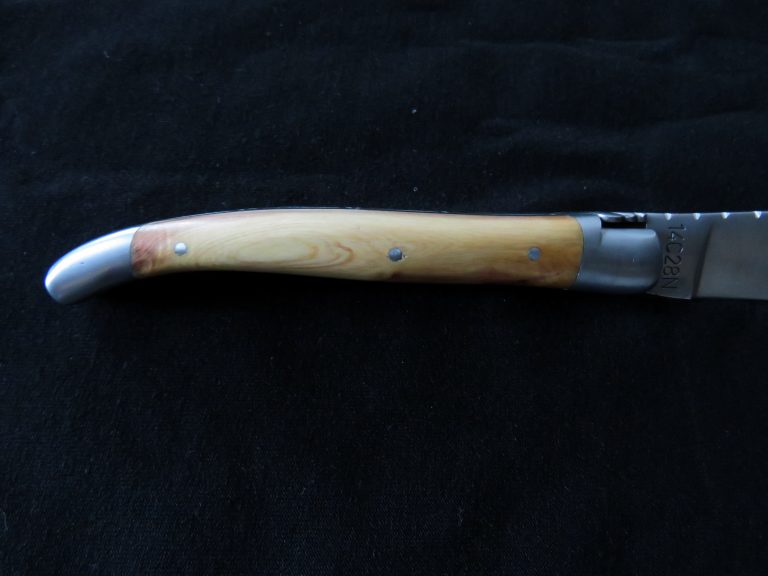 Laguiole 11 cm 1 pièce 2 mitres inox bois de genévrier