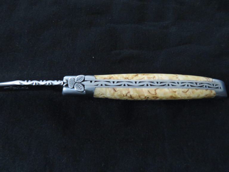 couteau Laguiole forgé 12 cm 1 pièce 2 mitres inox bois de bouleau