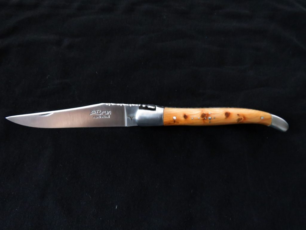 couteau Laguiole forgé 12 cm 1 pièce 2 mitres inox bois de genévrier