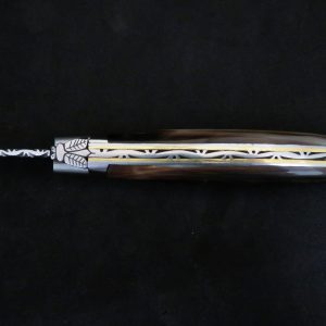 Laguiole 12 cm 1 pièce 2 mitres doubles platines pointe de corne marbrée