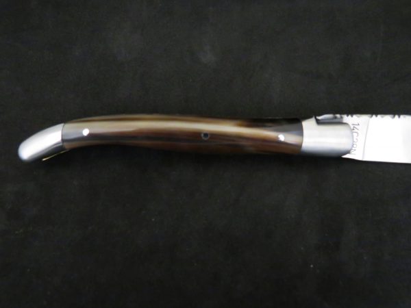 Laguiole 12 cm 1 pièce 2 mitres doubles platines pointe de corne marbrée – Image 2