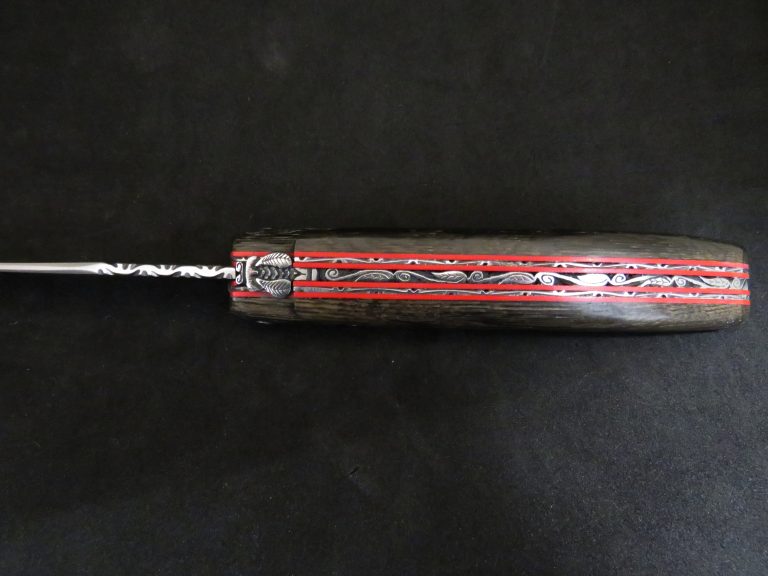 Laguiole 13 cm en chêne des marais fossile