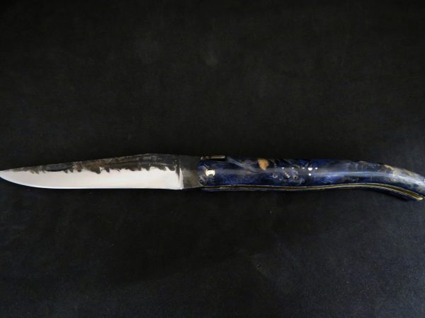 Laguiole 12 cm en loupe de frêne de l'Aubrac lame brut de forge