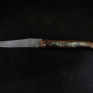 Laguiole 12 cm en vieux piquet de l'Aubrac lame damas