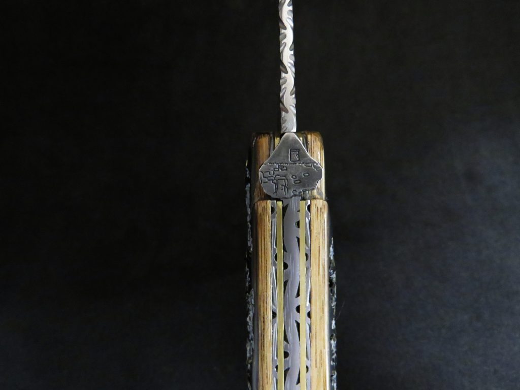 Laguiole en vieux piquet de l’Aubrac 12 cm modèle buron