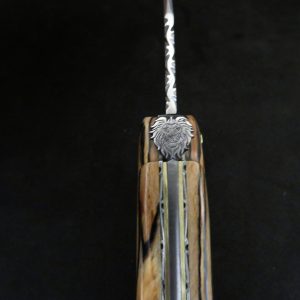 Couteau Laguiole 12 cm plein manche forgé bois hêtre modèle lion