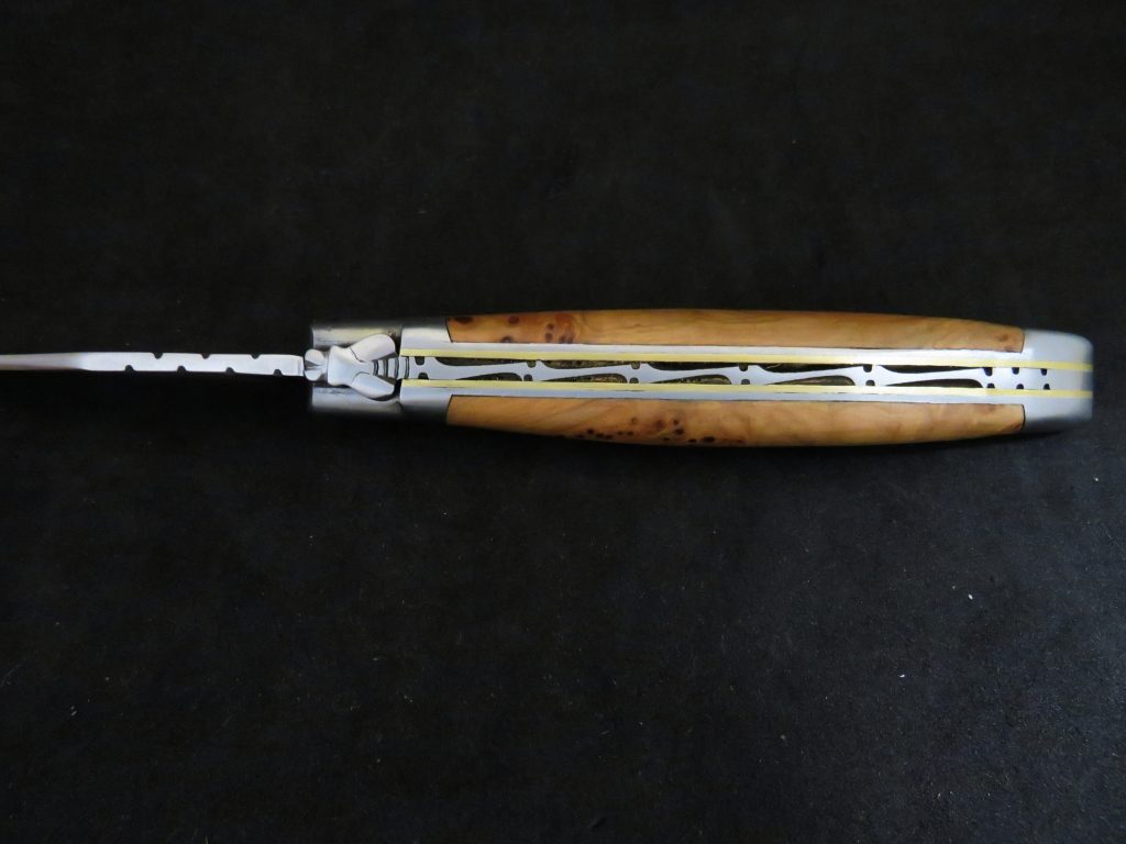 Laguiole 12 cm 1 pièce 2 mitres doubles platines inox bois de genévrier