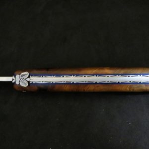 Laguiole modèle droit 13 cm forgé loupe d'orme